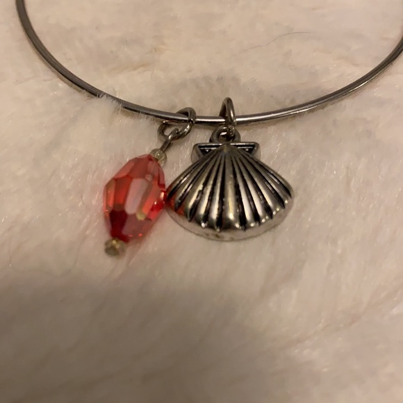 Seashell Bangle Bracelet - Picture 2 of 3